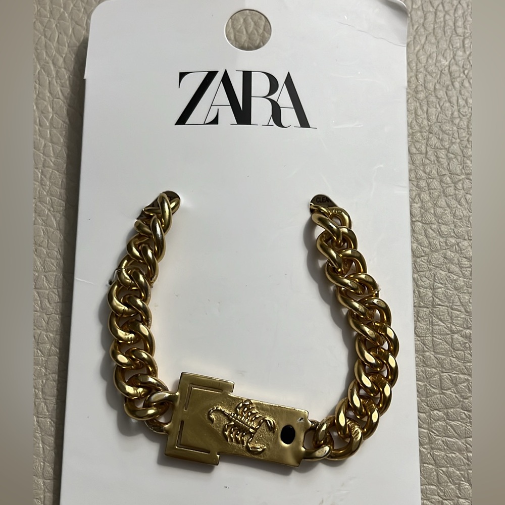 NWT - Zara Men’s Scorpion Brass Bracelet - Size M / 8.5”